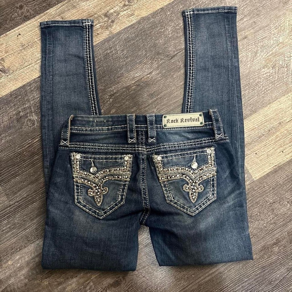 2000s Rock‎ Revival low rise skinny jeans